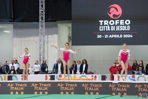 jr sfe01272 copia simone ferraro ph